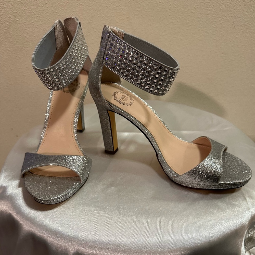 I.Miller Silver Sparkly Heels with Rhinestone Straps(New)